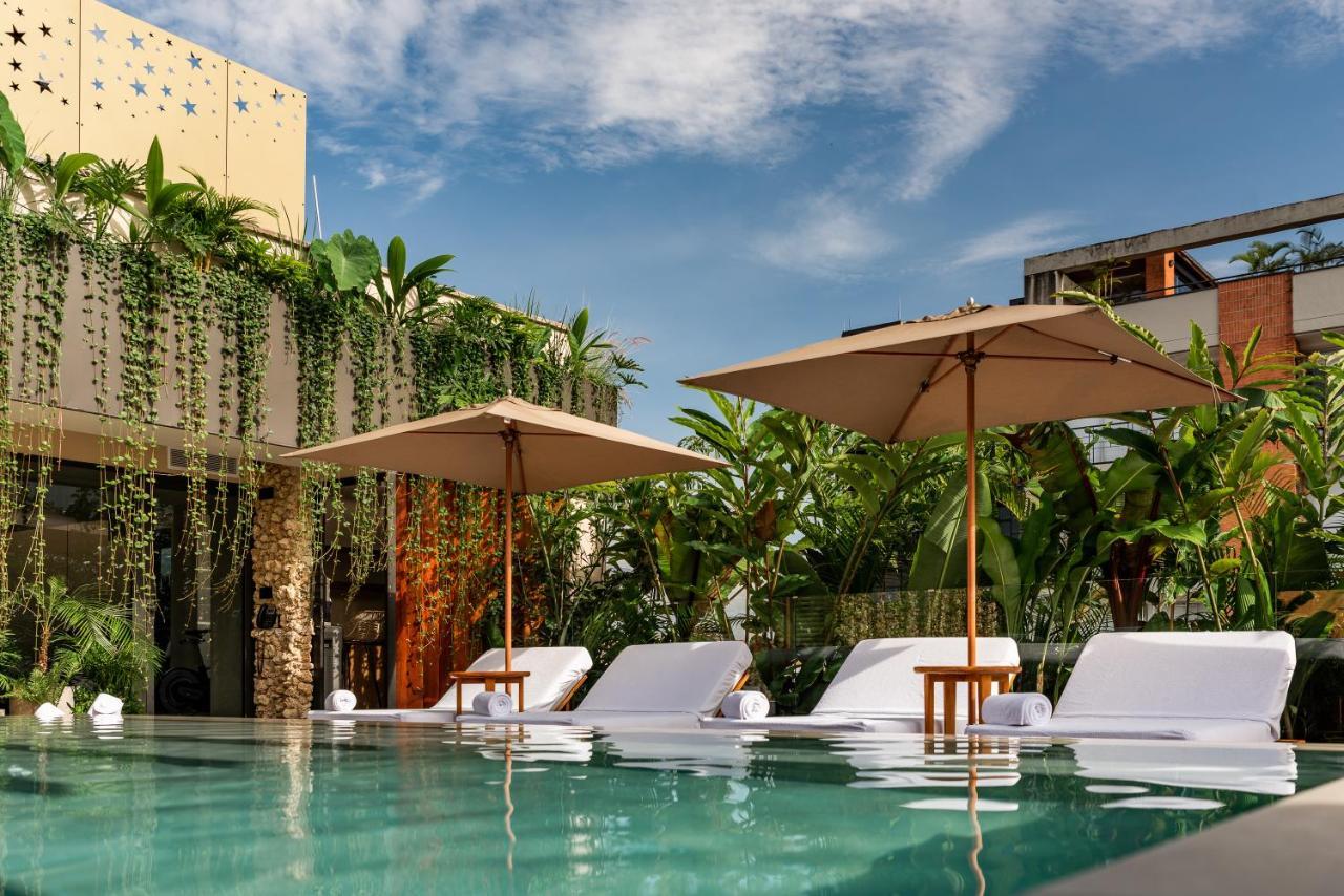 Elcielo Hotel Luxury 메딜린 외부 사진
