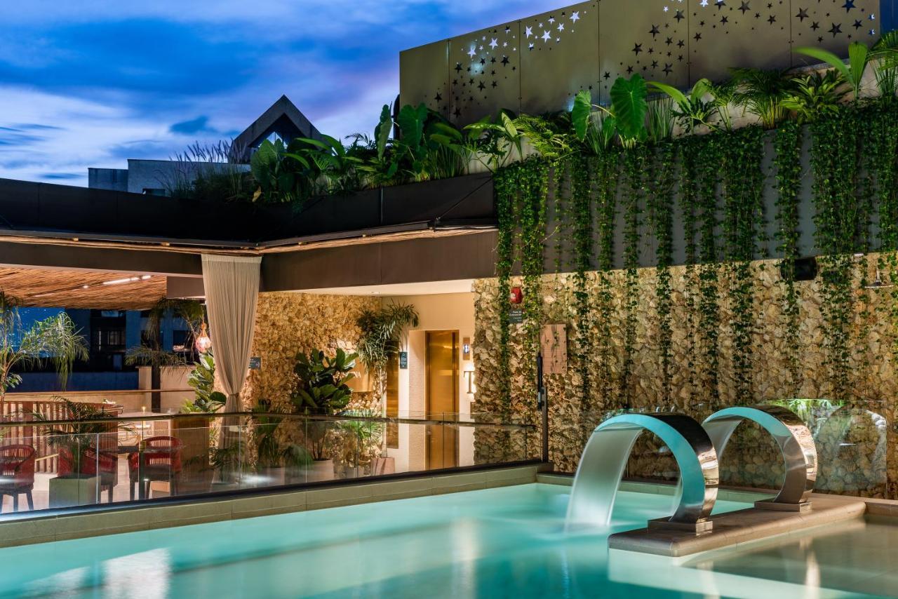 Elcielo Hotel Luxury 메딜린 외부 사진